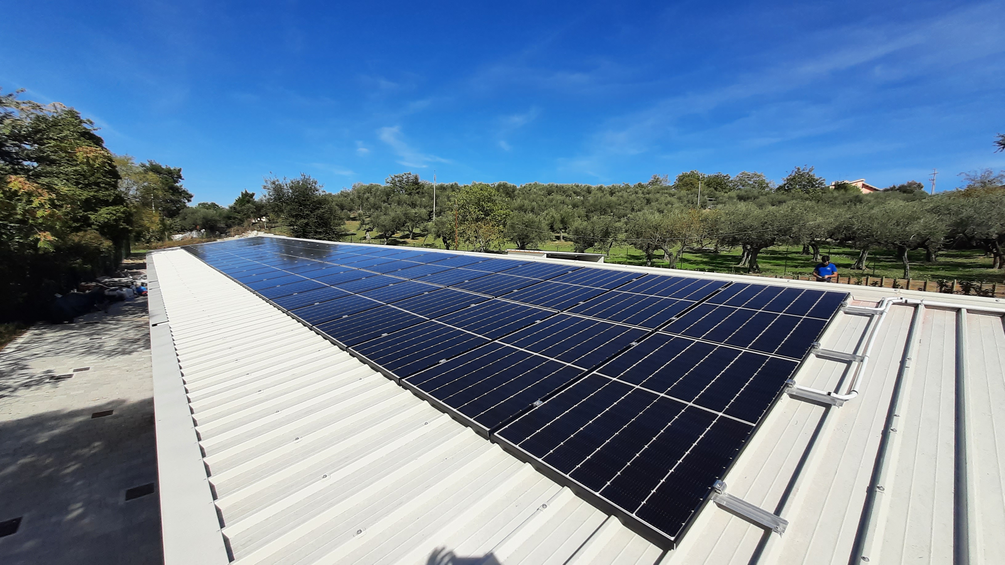 Impianto fotovoltaico su tetto a falda - Corma Impianti